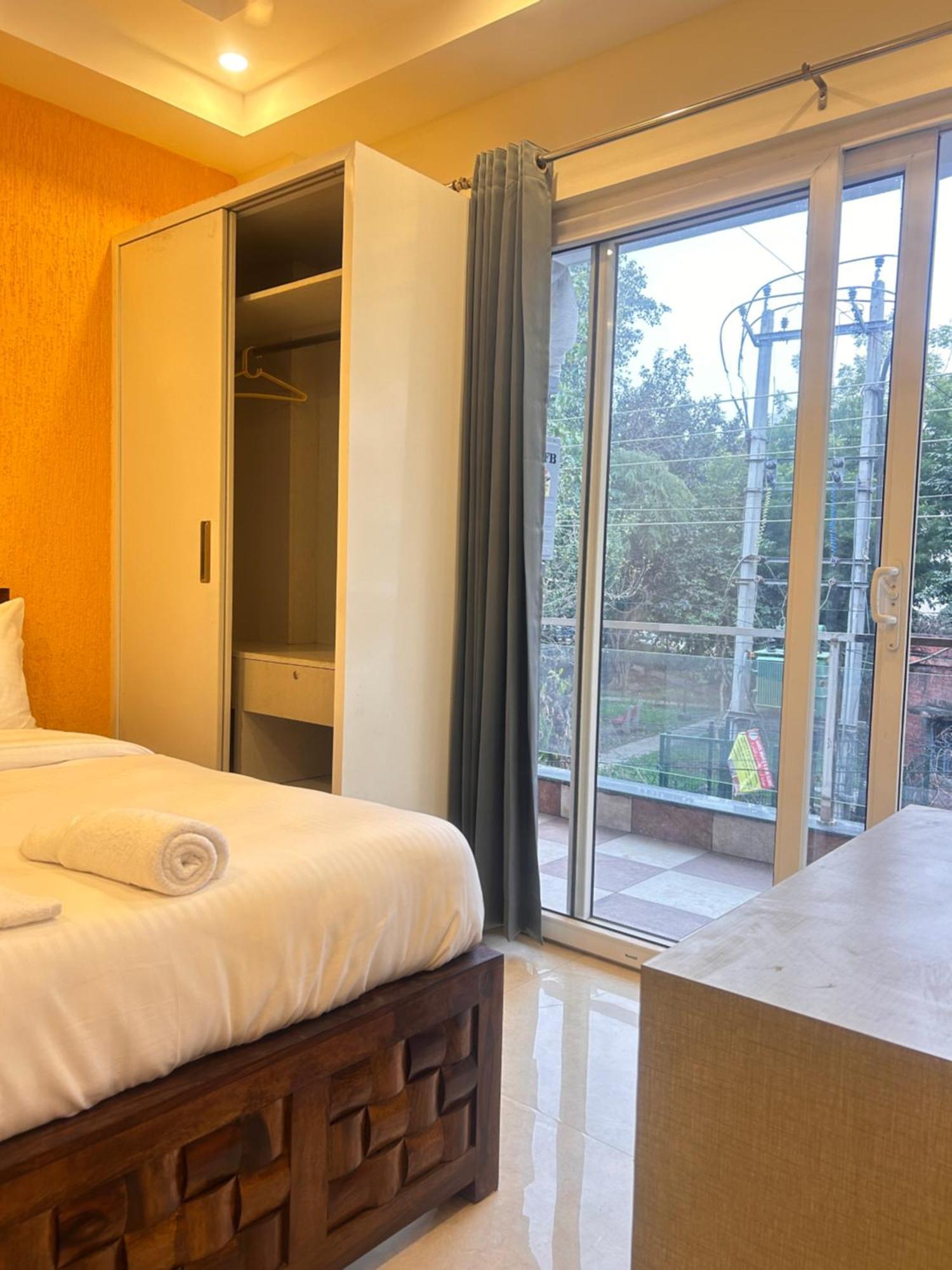 Lime Tree Service Apartment - Medanta Medicity, 구르가온 외부 사진