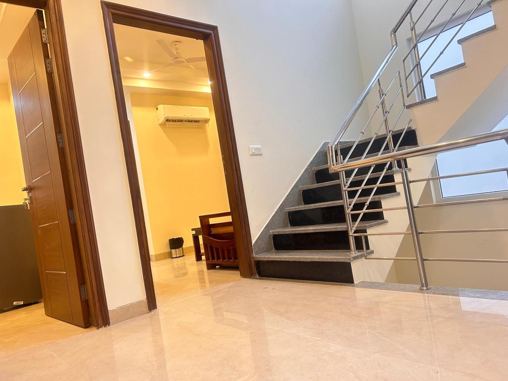 Lime Tree Service Apartment - Medanta Medicity, 구르가온 외부 사진
