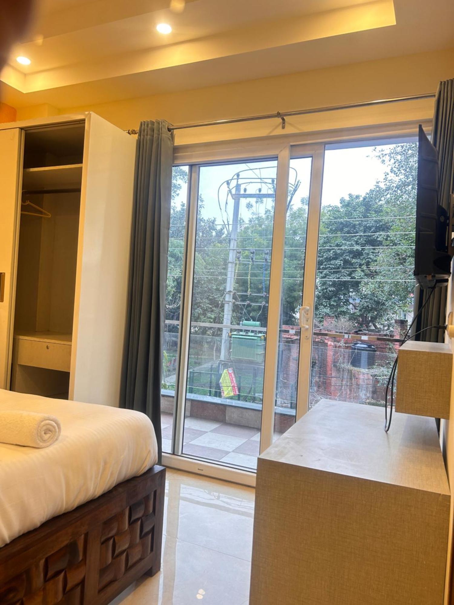 Lime Tree Service Apartment - Medanta Medicity, 구르가온 외부 사진